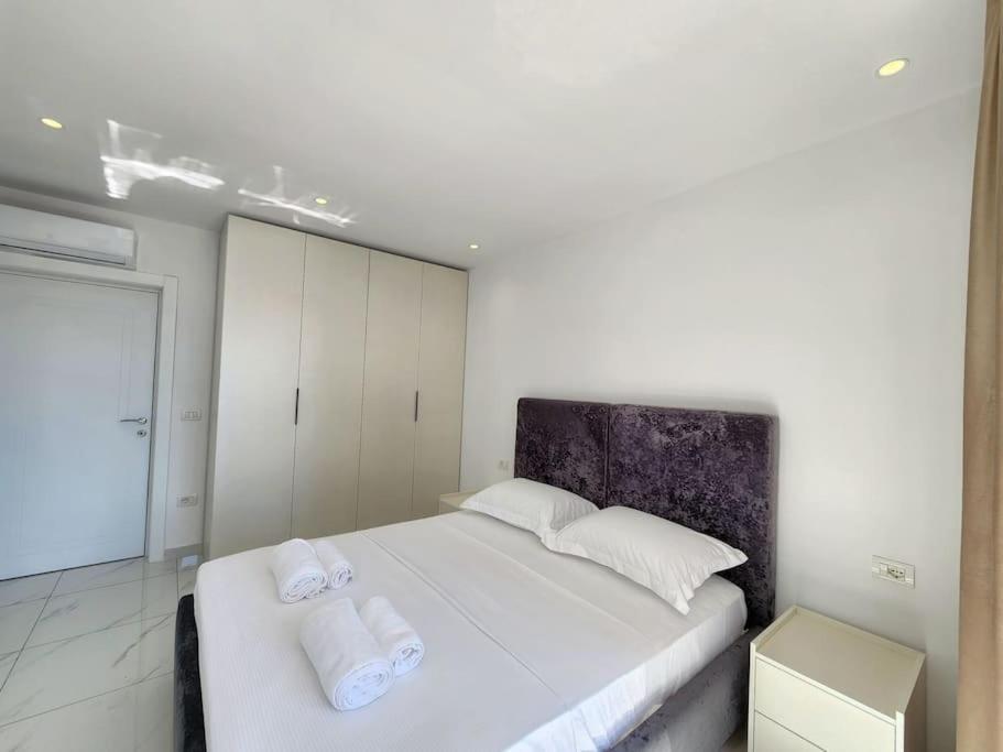 Tirana City Center Penthouse Oasis Ngoại thất bức ảnh
