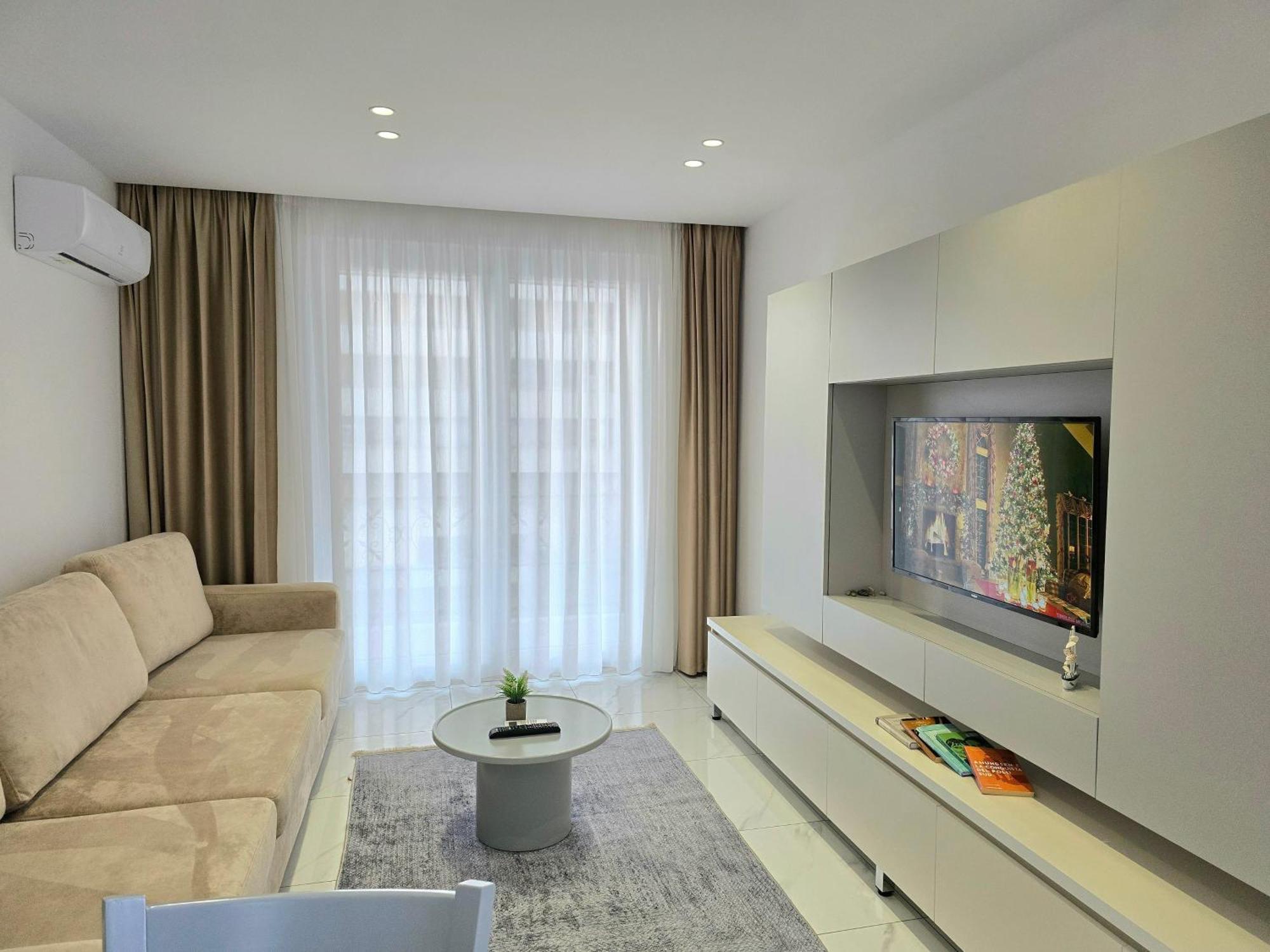 Tirana City Center Penthouse Oasis Ngoại thất bức ảnh