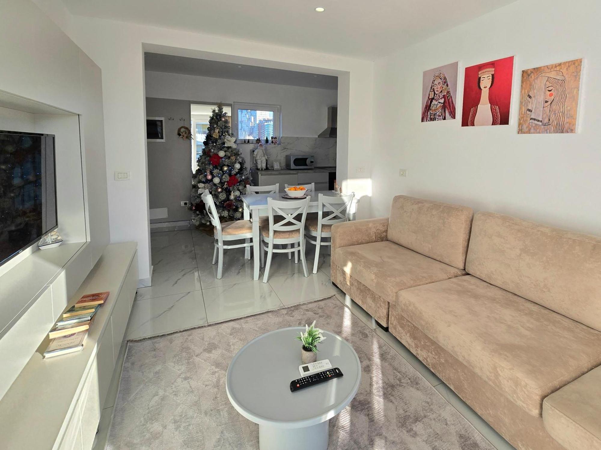 Tirana City Center Penthouse Oasis Ngoại thất bức ảnh