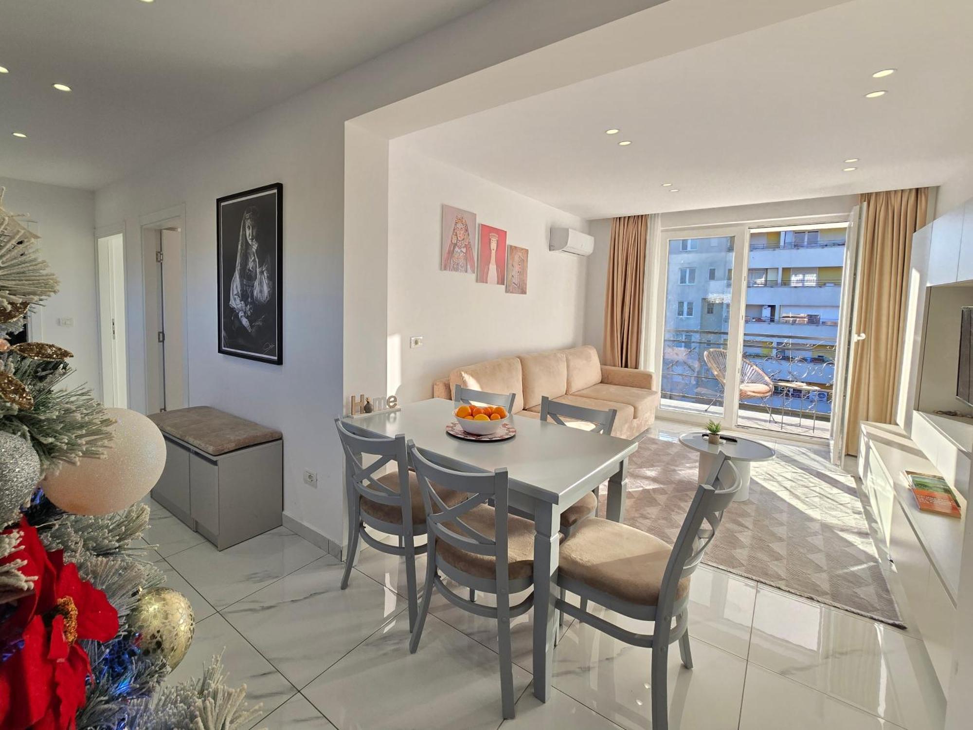 Tirana City Center Penthouse Oasis Ngoại thất bức ảnh